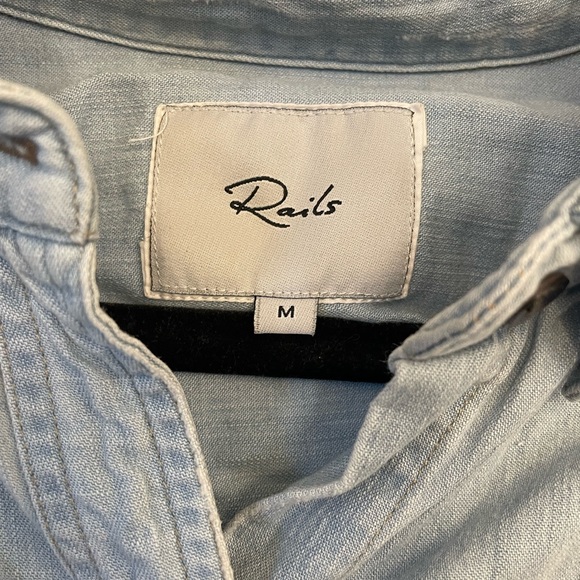 Never Worn, Rails button down - Picture 4 of 5
